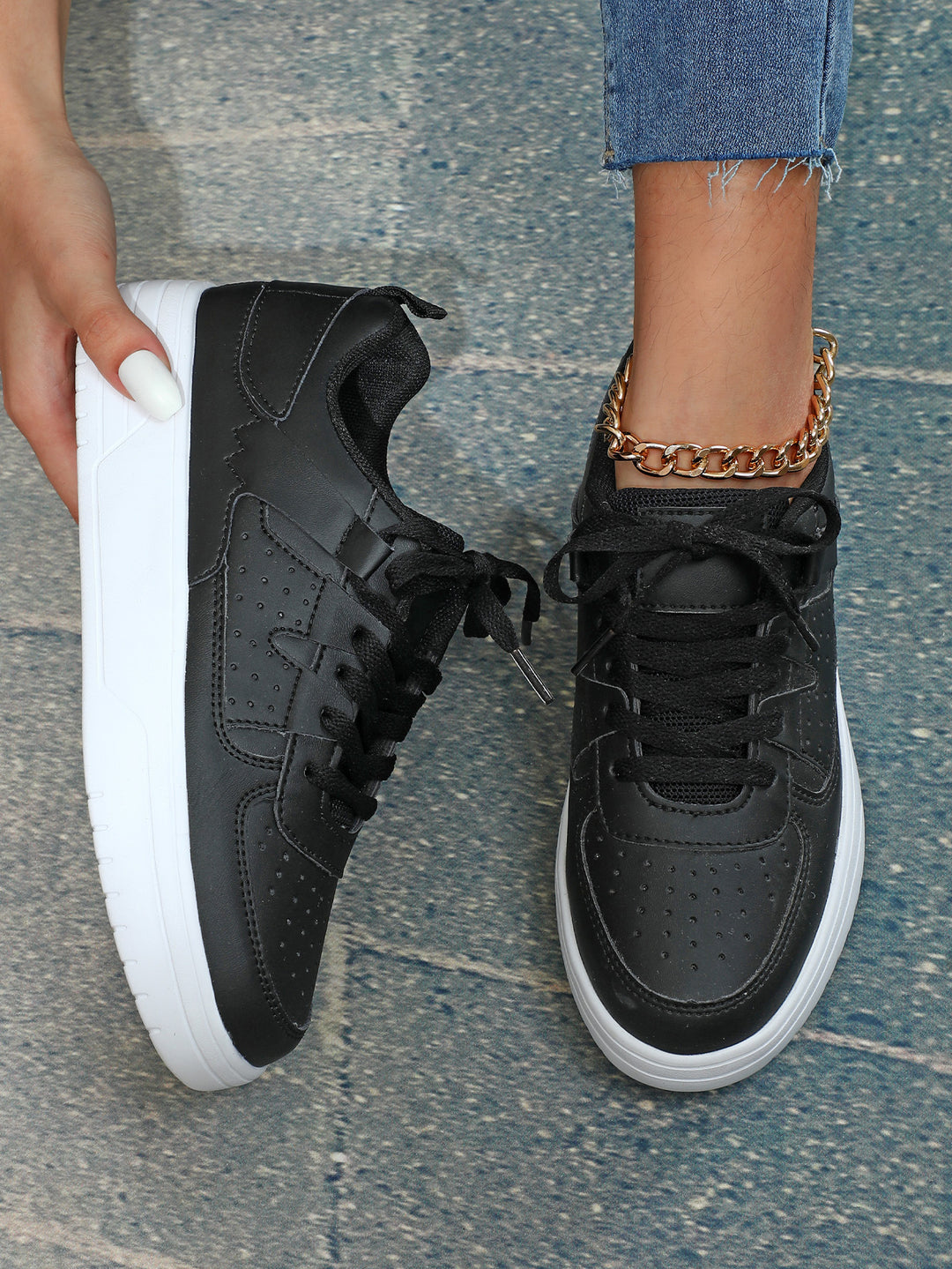Ins European And American Fashion Platform Couple's Soft Bottom Comfortable Board Shoes Can Be Tie Up Just NoNy
